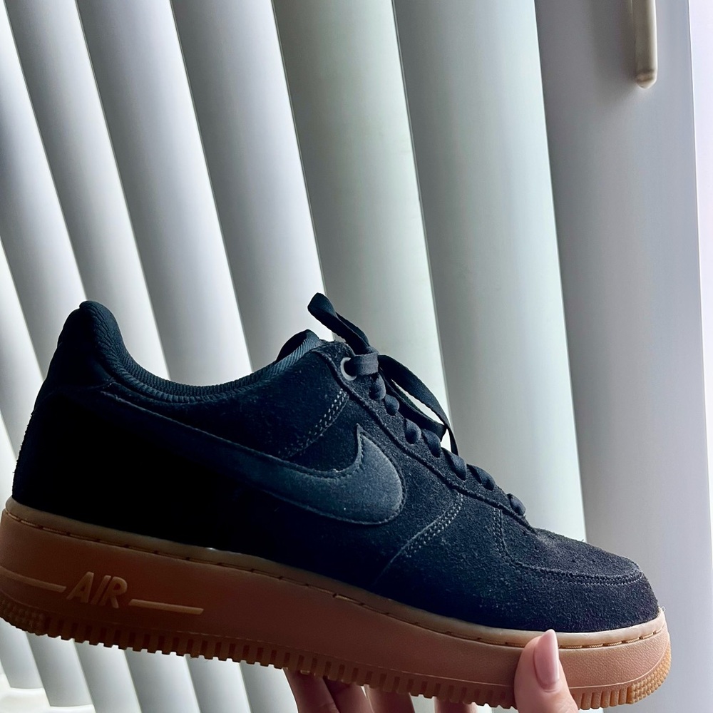 Nike Air Black Suede and Gum Sole Sz 9.5